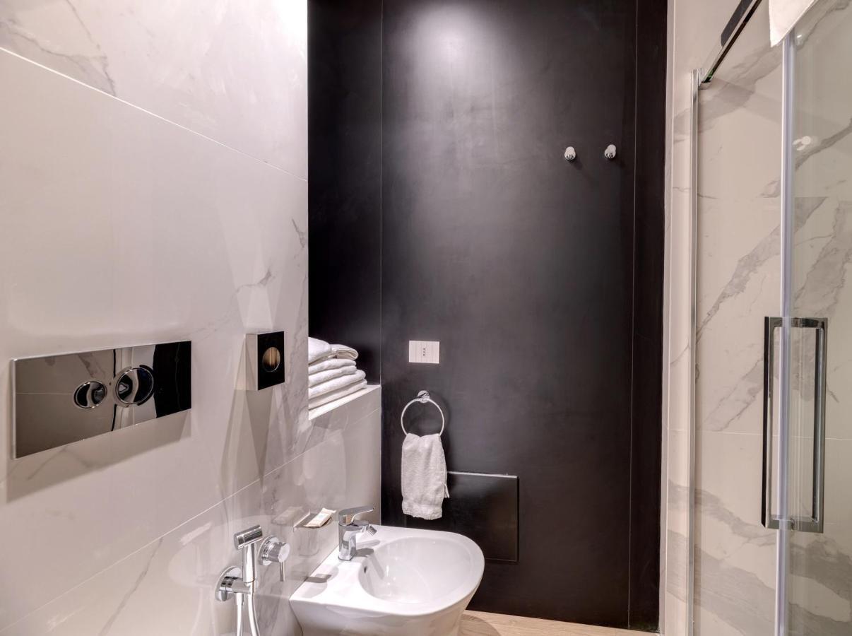 Arveskida Suite Apartment Cagliari Ngoại thất bức ảnh