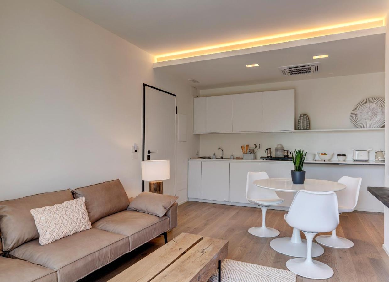 Arveskida Suite Apartment Cagliari Ngoại thất bức ảnh