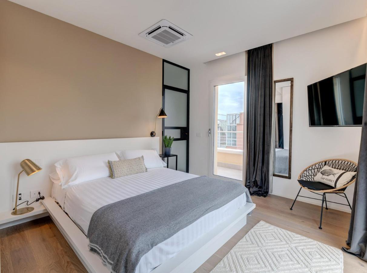Arveskida Suite Apartment Cagliari Ngoại thất bức ảnh