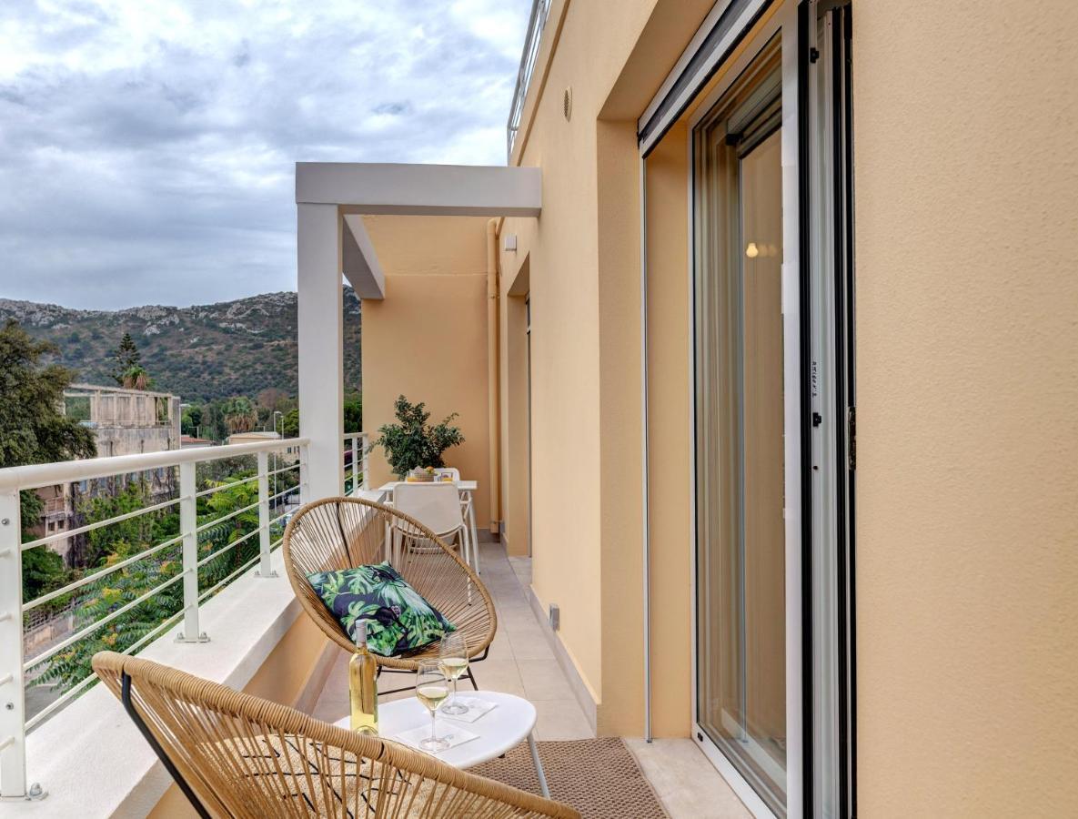 Arveskida Suite Apartment Cagliari Ngoại thất bức ảnh