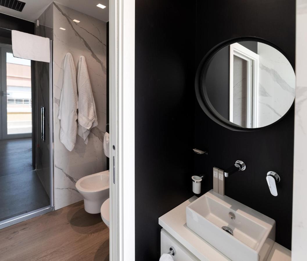Arveskida Suite Apartment Cagliari Ngoại thất bức ảnh